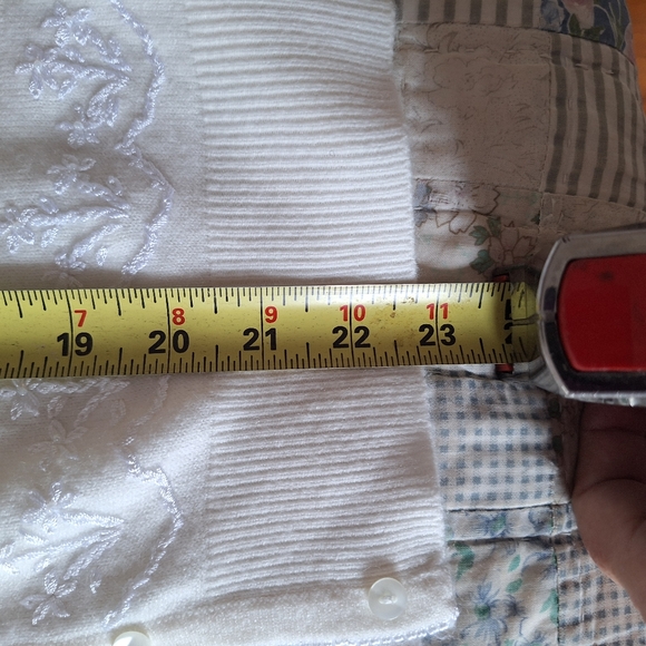 Emily Rose Button down Cardigan, embroidered and pearl beads - Picture 10 of 16